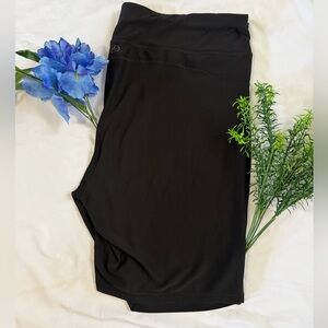 Women’s All Black Plus Size Biker Shorts